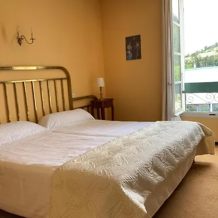 Le Grand Paris Hotel