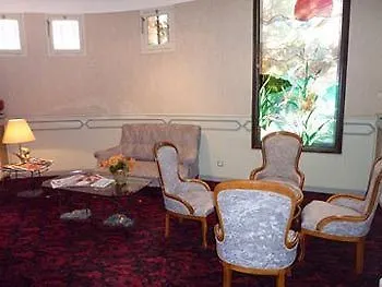 Le Grand Paris Hotell Digne-les-Bains