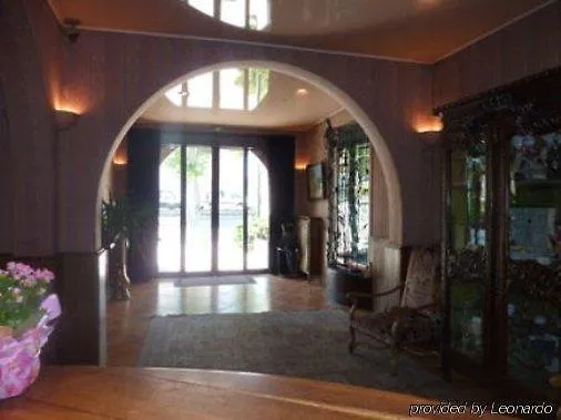 Hotel Le Grand Paris